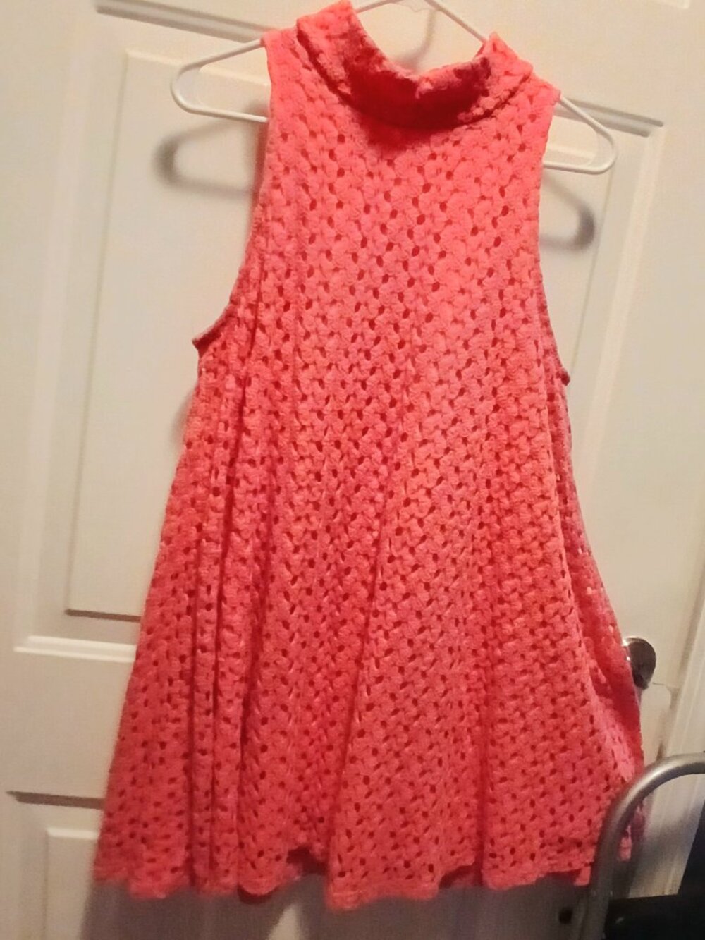 Chic Flowy Lace Halter Dress EUC